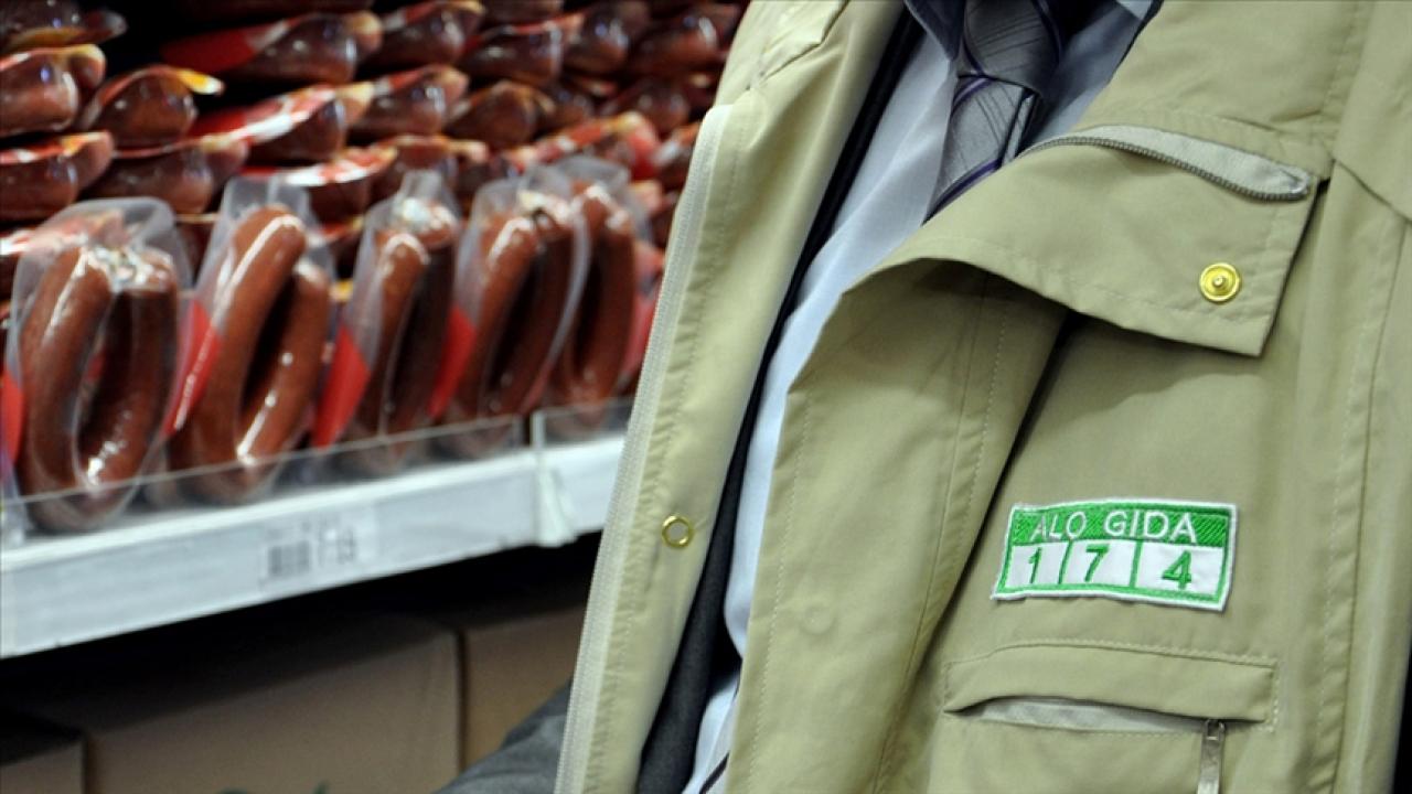 Gıda denetimlerinde kurallara uymayan işletmelere 5,5 milyon lira ceza kesildi
